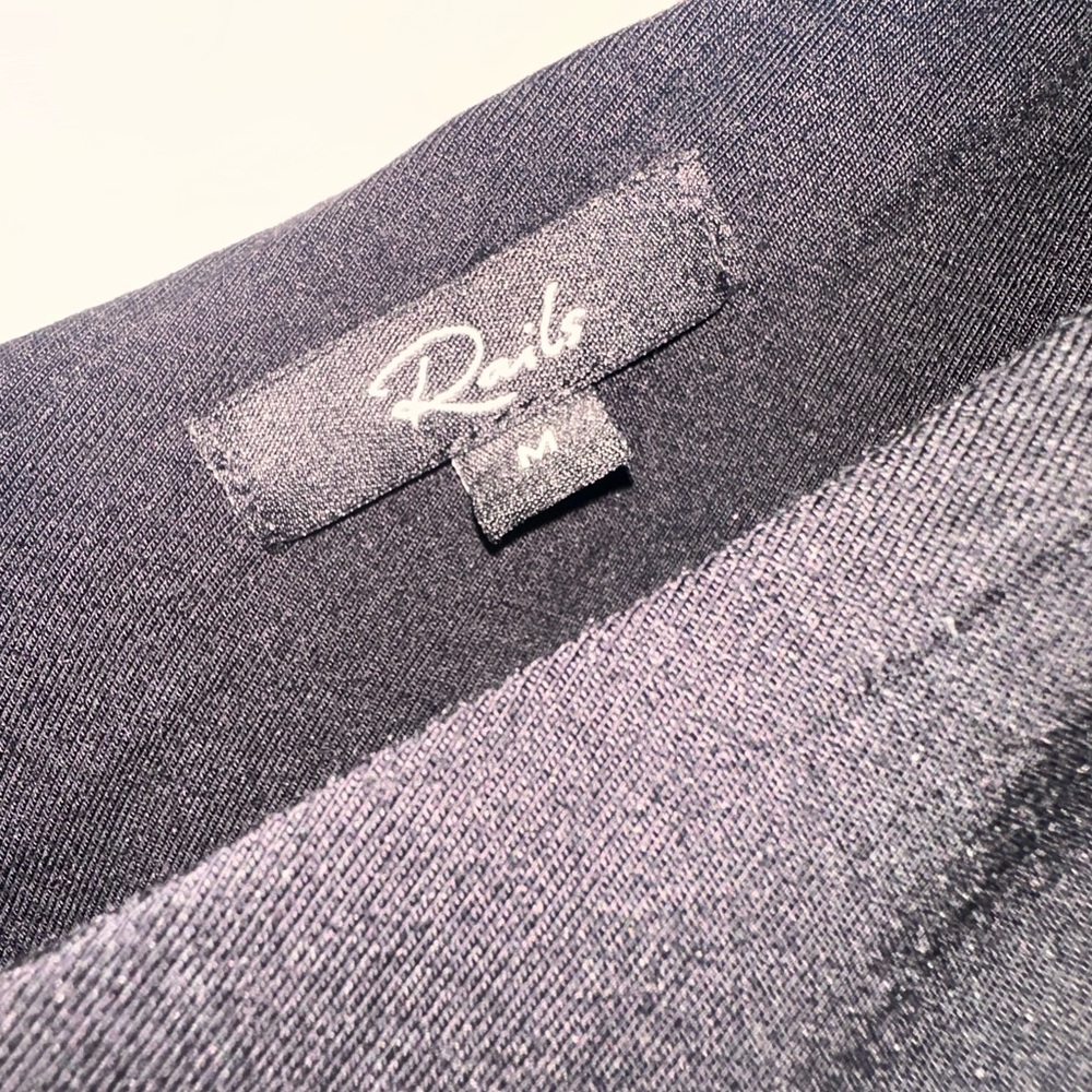 Rails Elegant Black Sleeveless Dress - Picture 4 of 5